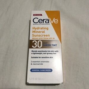 CeraVe Hydrating Mineral Sunscreen Broad Spectrum SPF 30 Deep Sheer Tint